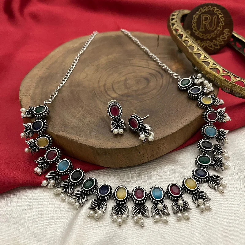 Women’s gemstone pendant necklace-FS Collection Oxidised Plated Pota Stone And Pearls Necklace Set