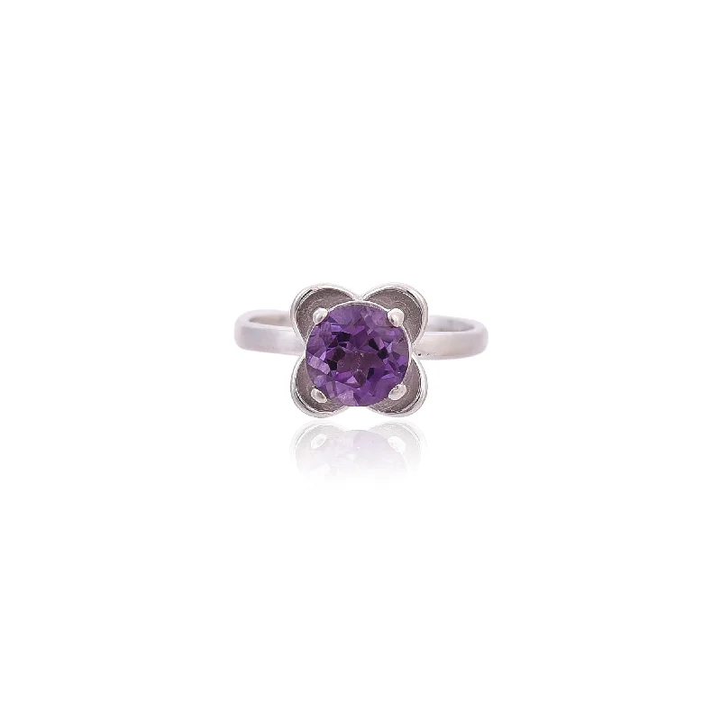 Women’s silver band ring-Silver Mountain Amethyst 925 Sterling Silver Ring