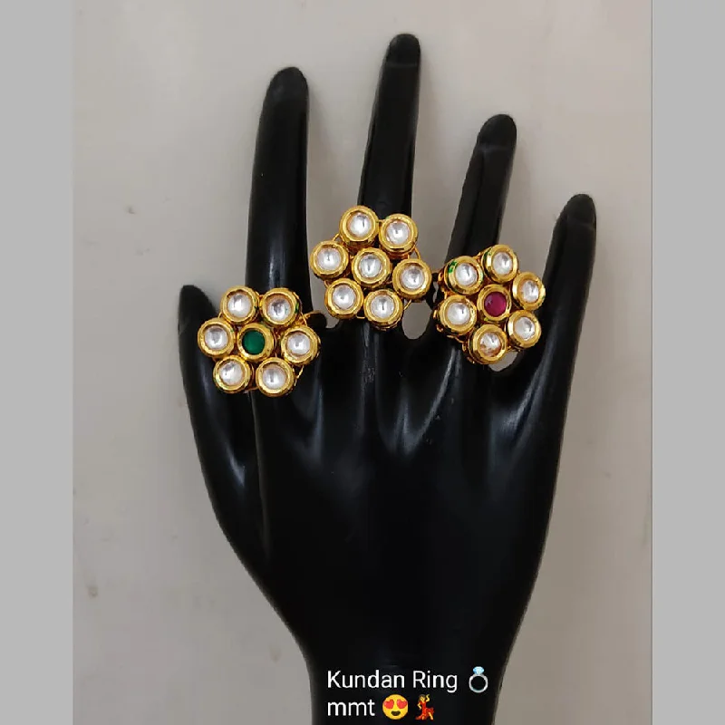 Women’s carved ring-Lucentarts Jewellery Gold Plated Kundan Stone Rings