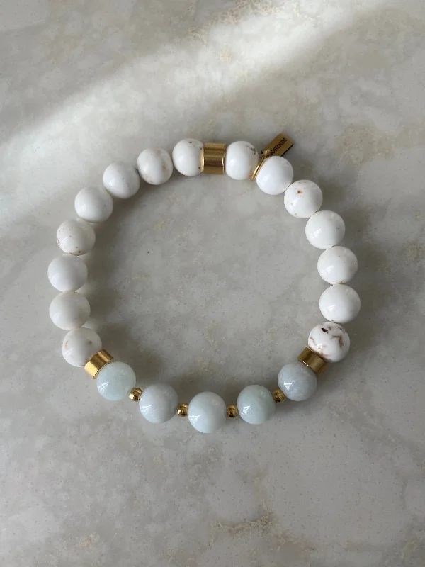 Women’s modern gold bracelet-SERENITY + PEACE SOCA RIVER BRACELET