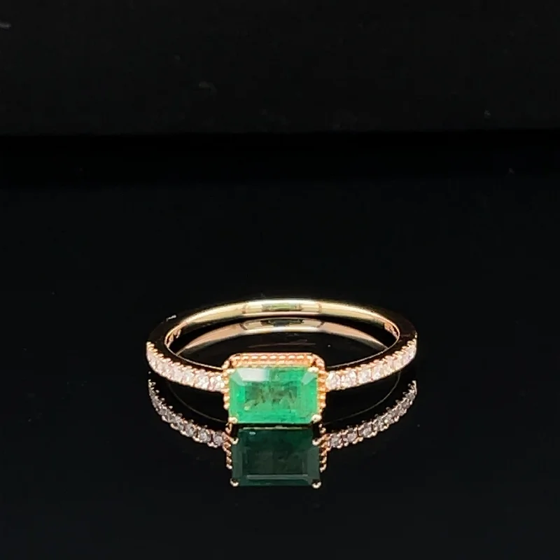 Women’s luxury custom engagement ring-Emerald & Diamond Solitaire Engagement Ring in 18k Rose Gold - (#241 - HREME000613)