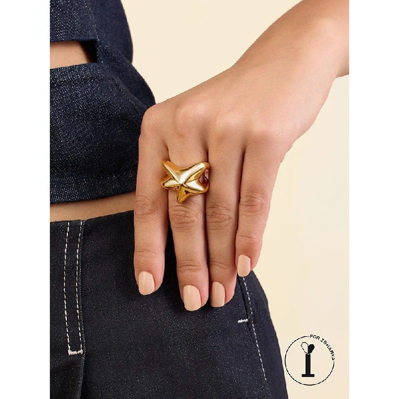 Women’s fashion ring-Isharya Gold Star Ring In 18Kt Gold Plated