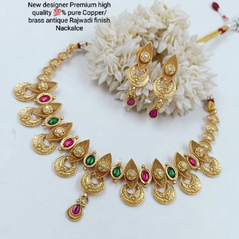 Women’s rhinestone necklace-Manisha Jewellery Gold Plated Pota Stone Necklace Set