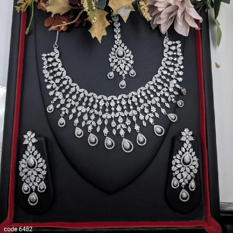 Women’s wedding necklace-Aamrapali Silver Plated American Diamond Necklace Set